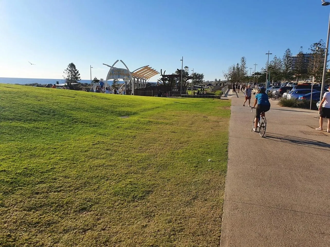 Coastal Salty Air 2Bedrm 2Bath W Ocean Views! Apart otel Perth 0*,  Avustralya