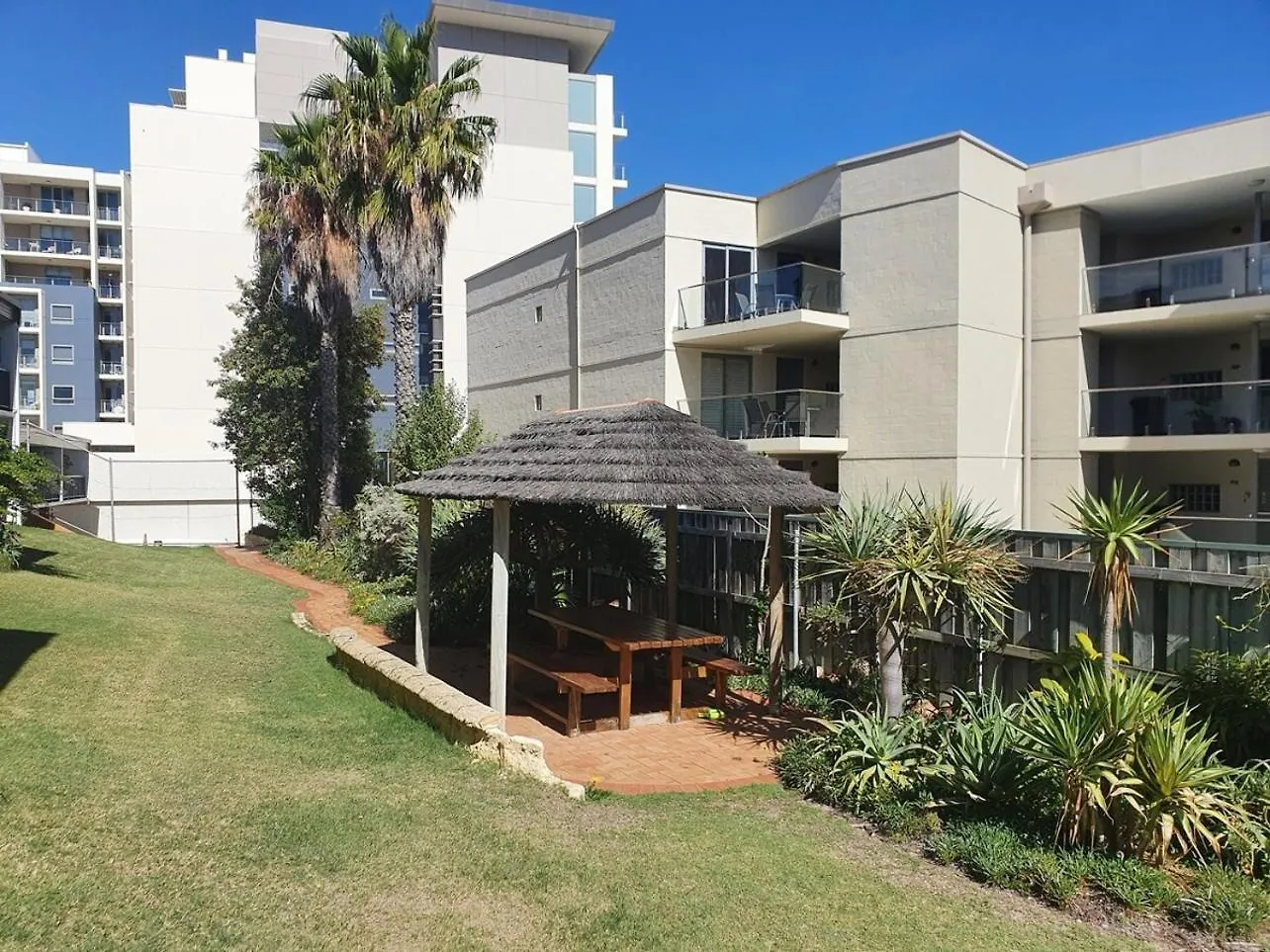Coastal Salty Air 2Bedrm 2Bath W Ocean Views! Apart otel Perth